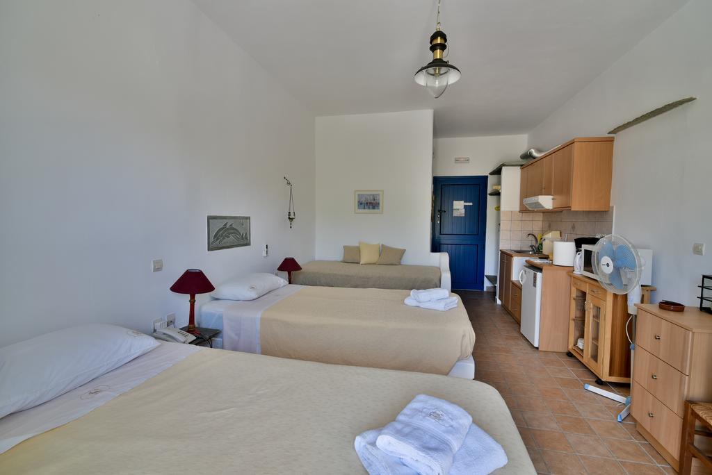 Standing Stone Apartment Kionia